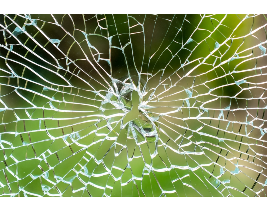 Inlocuirea corecta a unui geam de termopan spart: tot ce trebuie sa stii