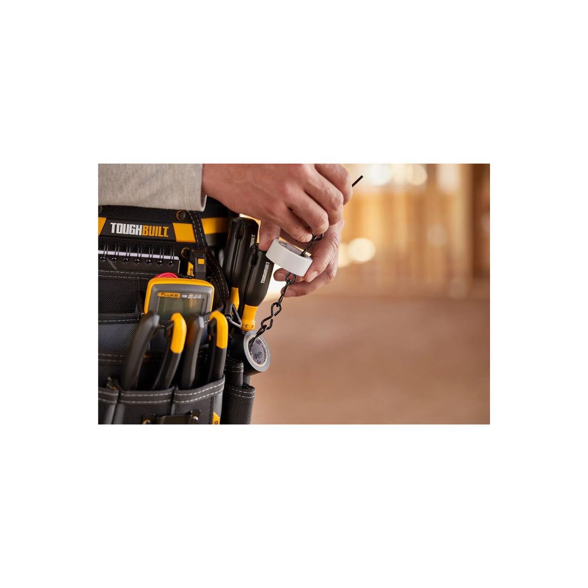 Borseta scule electrician Toughbuilt TB-CT 104 cu atasament pentru centura si curea de transport