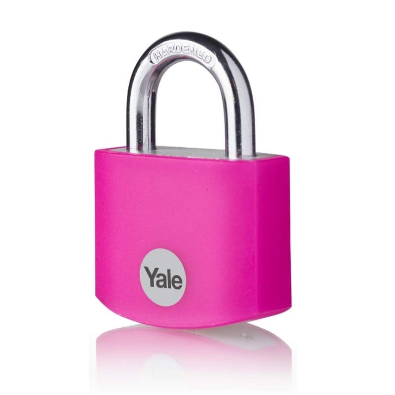 Lacat Yale din aluminiu corp 32 mm, veriga standard, nivel standard de protectie, culoare roz YE3B/32/116/1/P