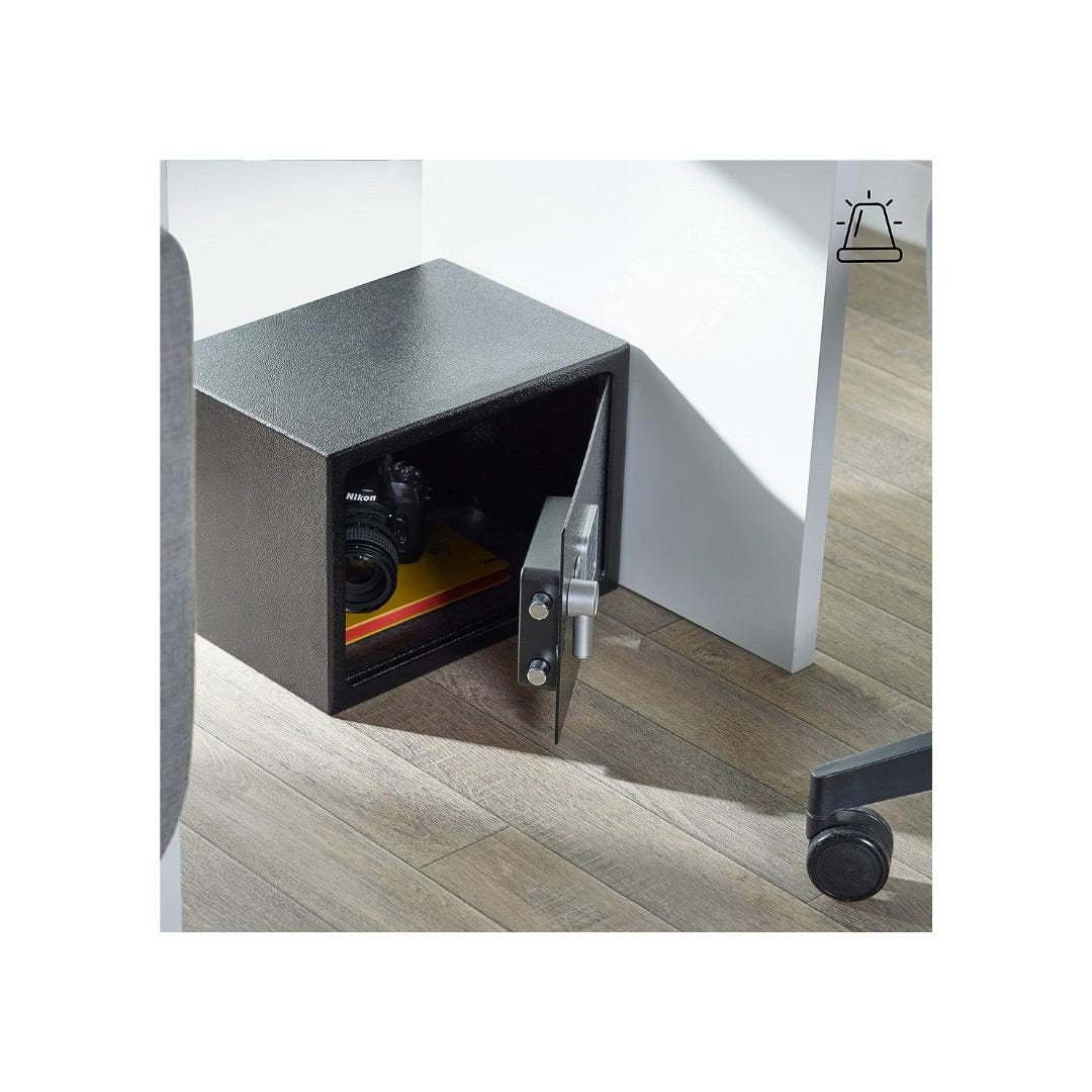 Seif mediu cu alarma incorporata de 130 dB, Yale, 250 x 350 x 250 mm cu tastatura electronica, culoare negru YEC/250/DB2