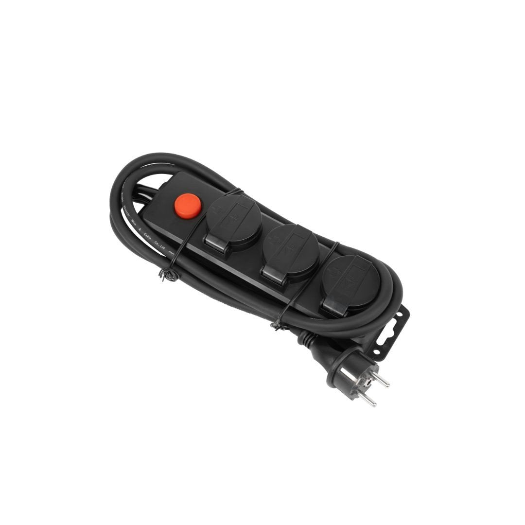 Prelungitor de curent STROXX cu 3 prize si impamantare, lungime 1.5 metri, protectie IP44