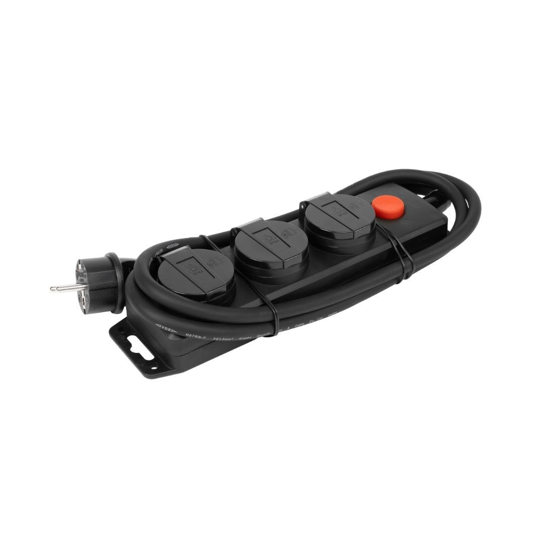 Prelungitor de curent STROXX cu 3 prize si impamantare, lungime 1.5 metri, protectie IP44