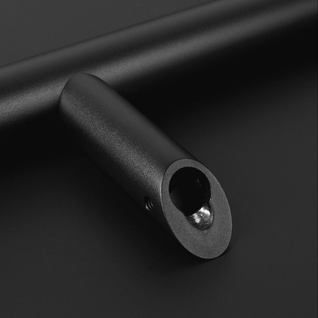 Maner spatial Medos inox diametru 32 mm lungime 1000 mm asezare la 45 grade, culoare negru RAL 9005 fara accesorii de prindere