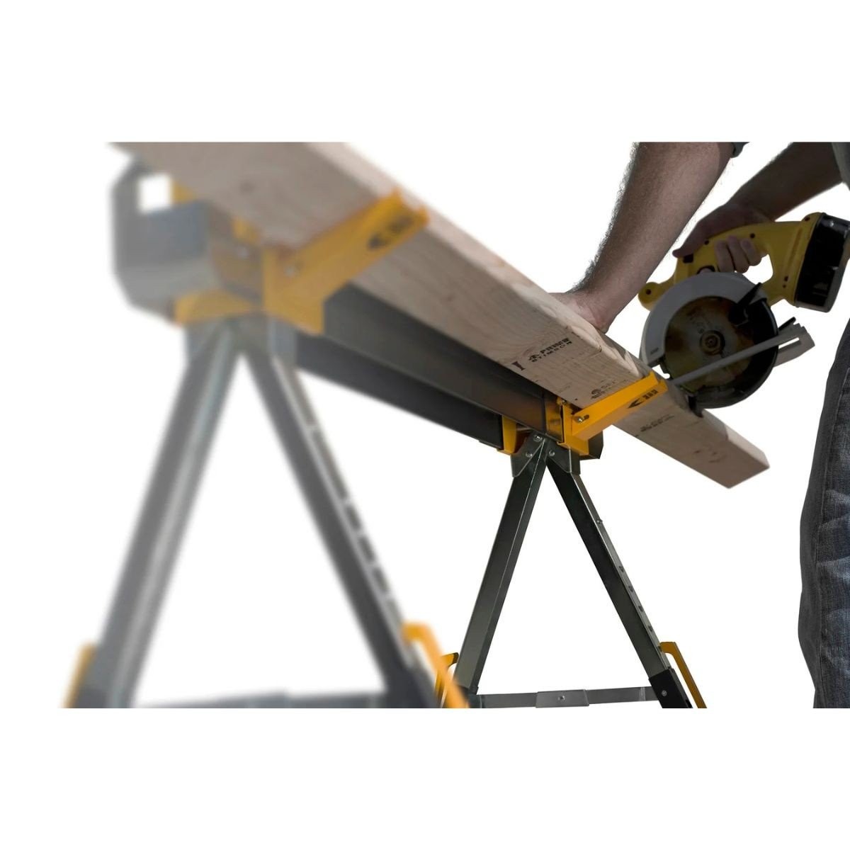 Set banc de lucru ToughBuilt TB-C-700-2, format din doua capre pliabile, reglabile pe inaltime, suporti de taiere integrati