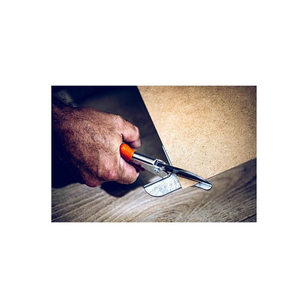 Foarfeca taiere la unghi LOWE 3104, cu gradatii unghiulare, lungime maxima de taiere 50 mm