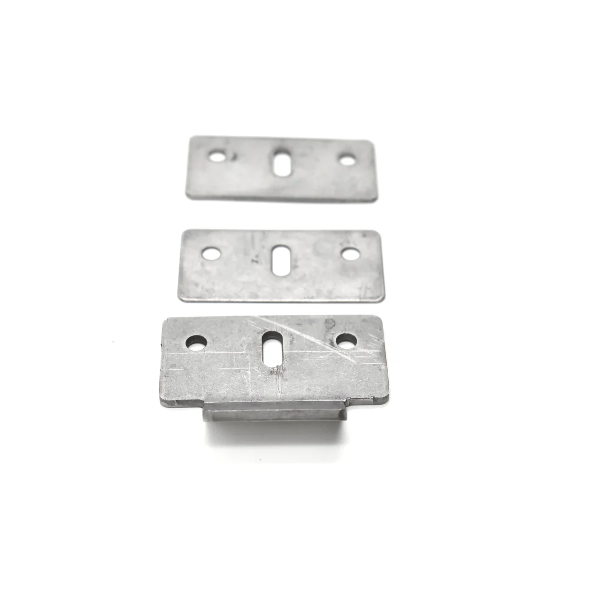 Blocaj pentru sistemele antipanica ISSU-DOM cu montaj pe usi confectionate din profile PVC