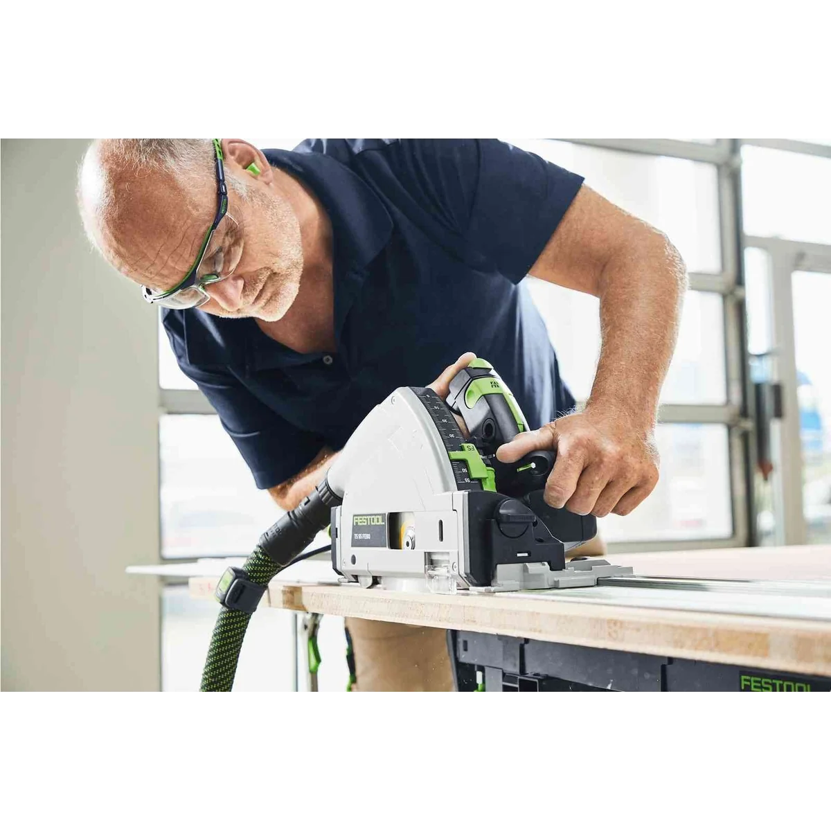 Fierastrau circular Festool TS 55 FEBQ Plus FS cu sina de ghidare (577010)