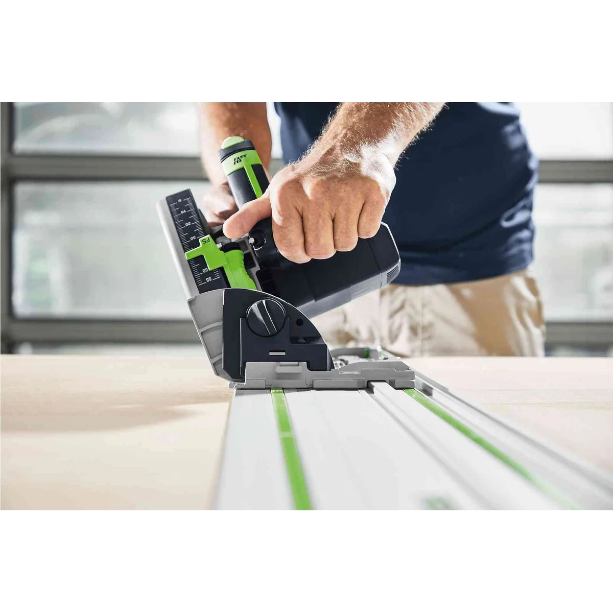 Fierastrau circular Festool TS 55 FEBQ Plus FS cu sina de ghidare (577010)