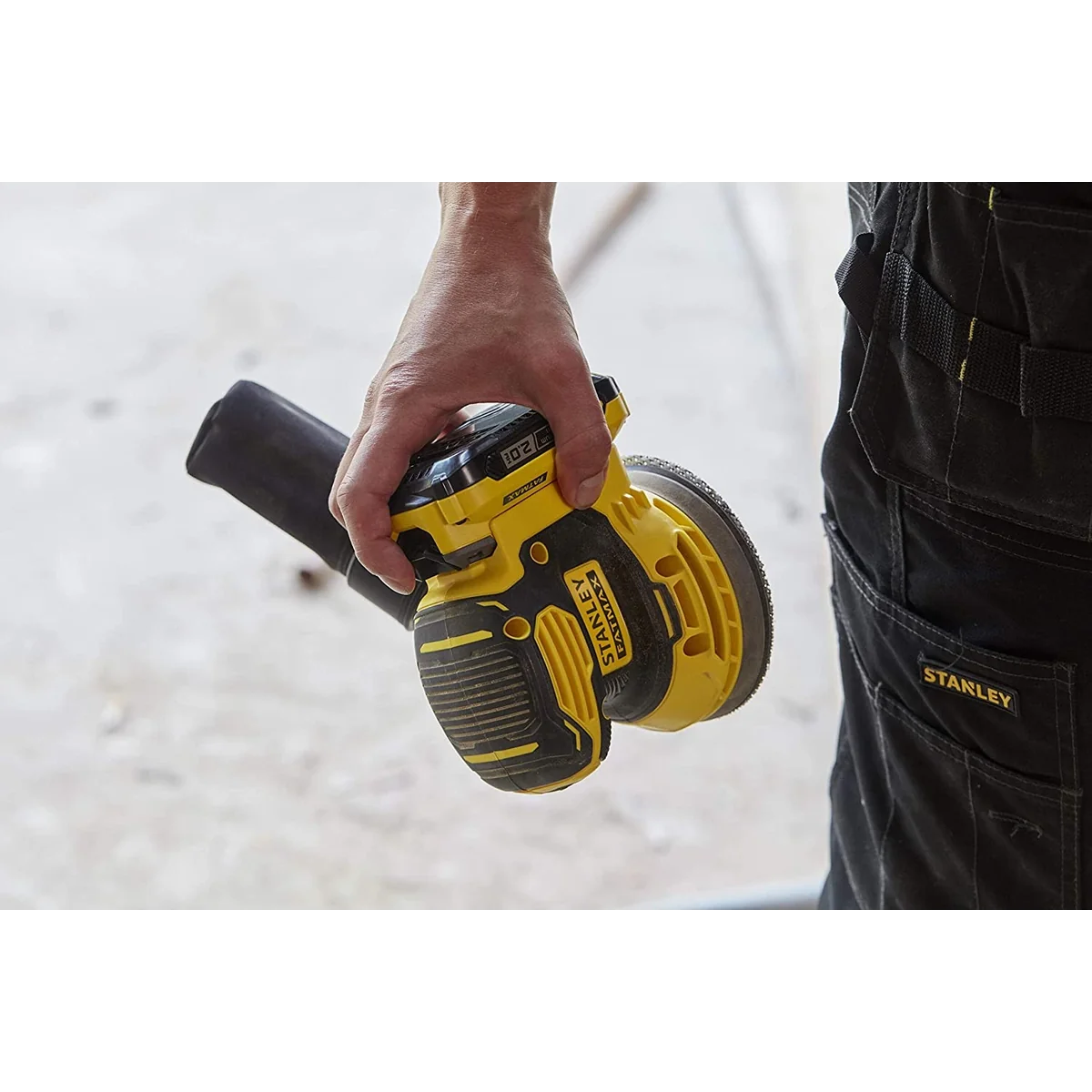 Slefuitor cu excentric STANLEY FATMAX V20 cu acumulator 18V 1x2.0 Ah si incarcator SFMCW220D1S-QW