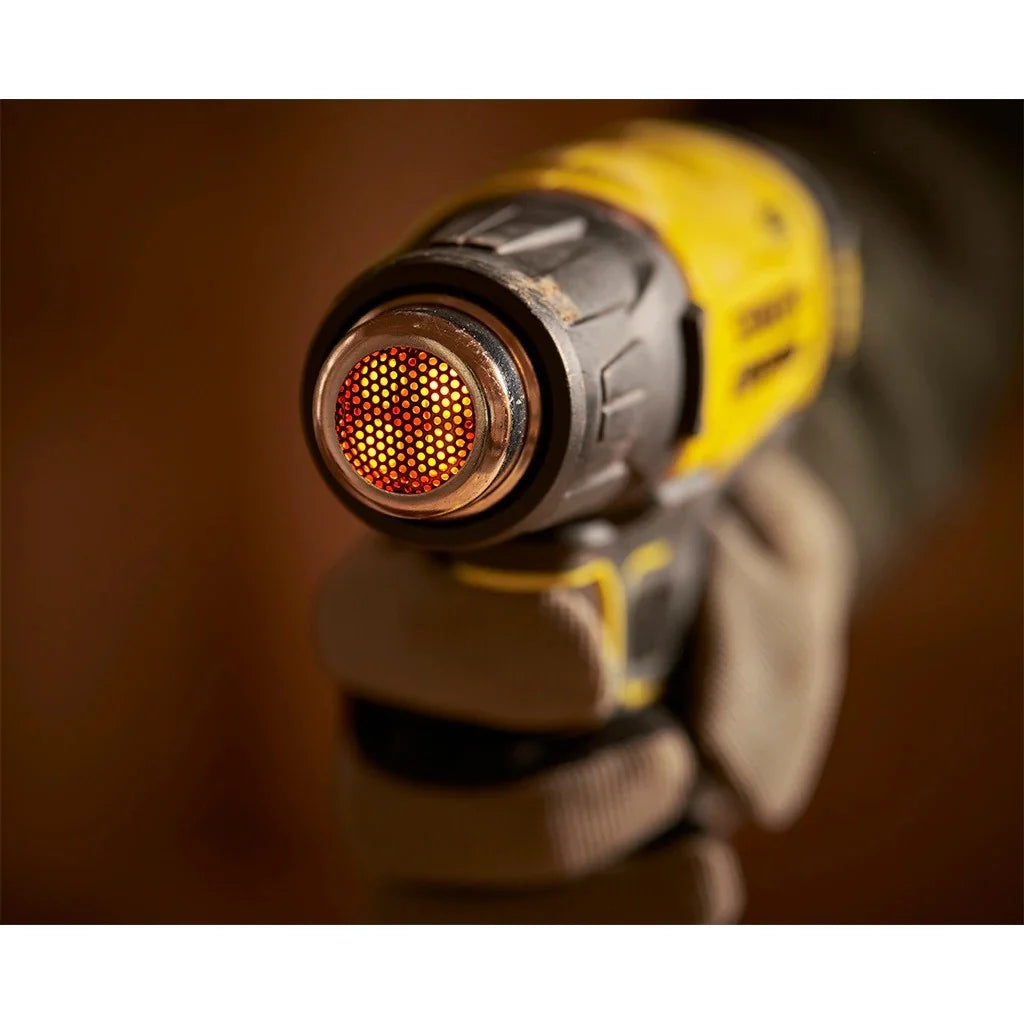 Suflanta aer cald STANLEY FATMAX V20 fara fir, 510 grade, debit 190 l/min, nu include acumulator si incarcator SFMCE530B-XJ
