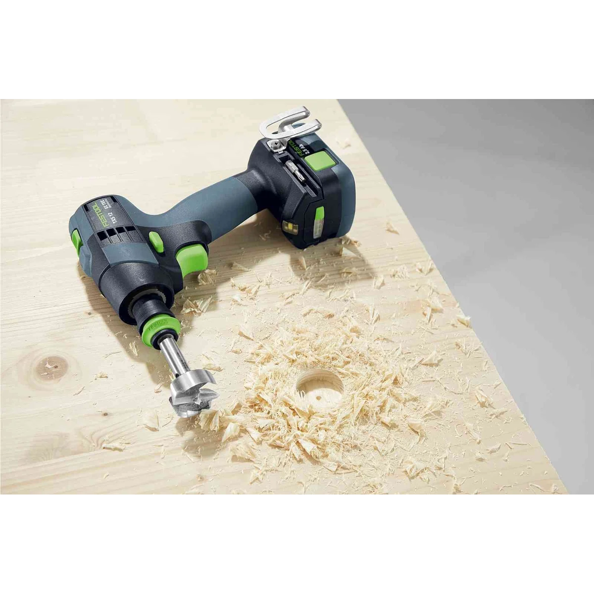 Masina de gaurit si insurubat FESTOOL TXS 12 V 2.5 Ah set cu 2xAcumulatori BP 12 Li+Incarcator+Systainer 576874